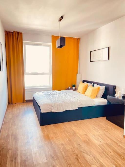 Spacious,Stylish And Comfortable 2 Room Apartment With Million Dollar View Warsaw Ngoại thất bức ảnh